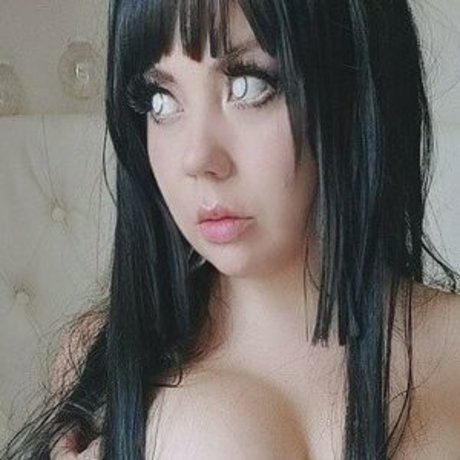 Aliceinwondercat