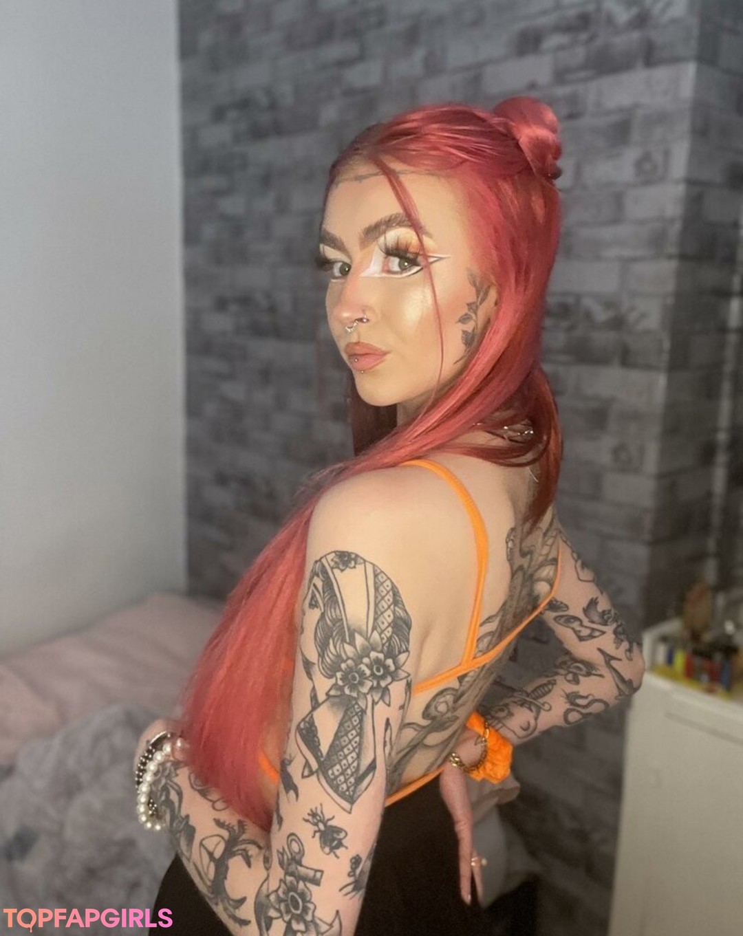 Naakte gelekte OnlyFans-foto van Xonicolavictoria #27 Naakte gelekte OnlyFans-foto van Xonicolavictoria #27