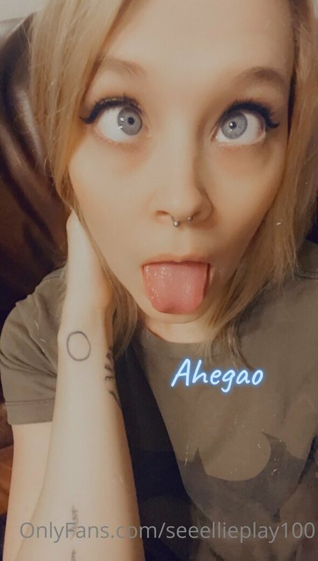 Naakte gelekte OnlyFans-foto van Seeellieplay100