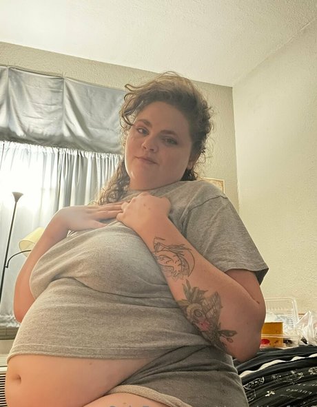 Naakte gelekte OnlyFans-foto van Dannithefatti