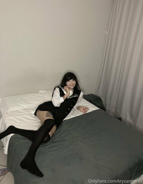 Naakte gelekte OnlyFans-foto van Kryzarehfree