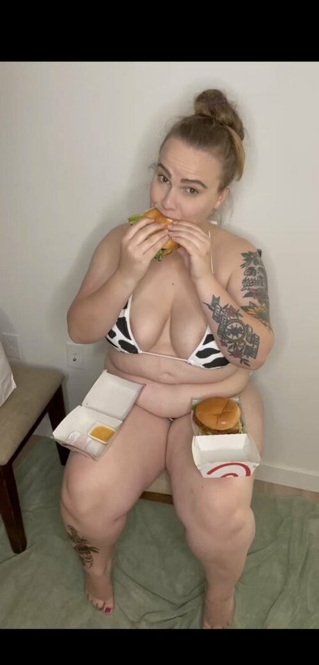 Burstingbabe