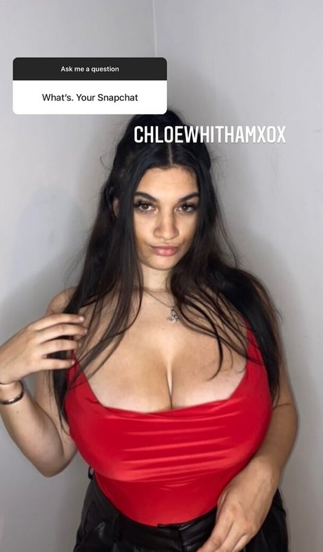 Naakte gelekte OnlyFans-foto van Chloeann Whitham