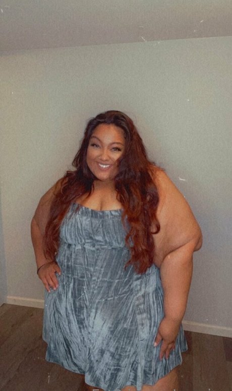 Naakte gelekte OnlyFans-foto van Ssbbwprincessjasmine