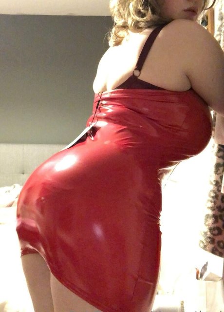 Naakte gelekte OnlyFans-foto van Shypnotised