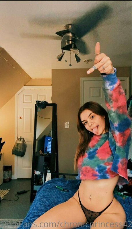 Naakte gelekte OnlyFans-foto van Chronicprincess420