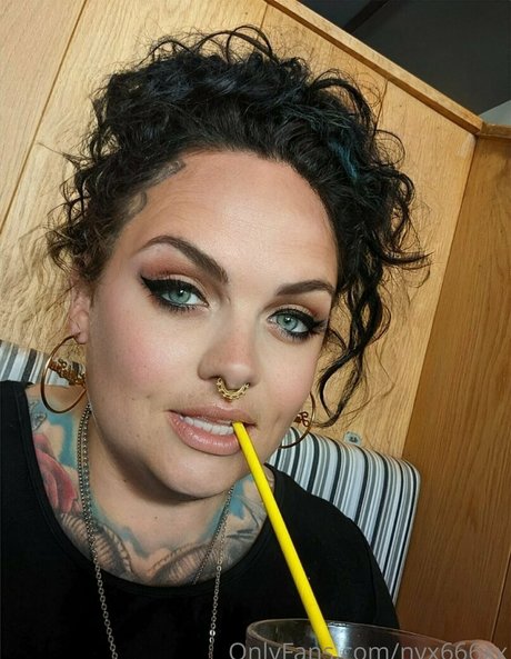 Naakte gelekte OnlyFans-foto van Nyx666xx