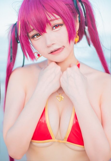 Naakte gelekte OnlyFans-foto van Takanashi Hanari