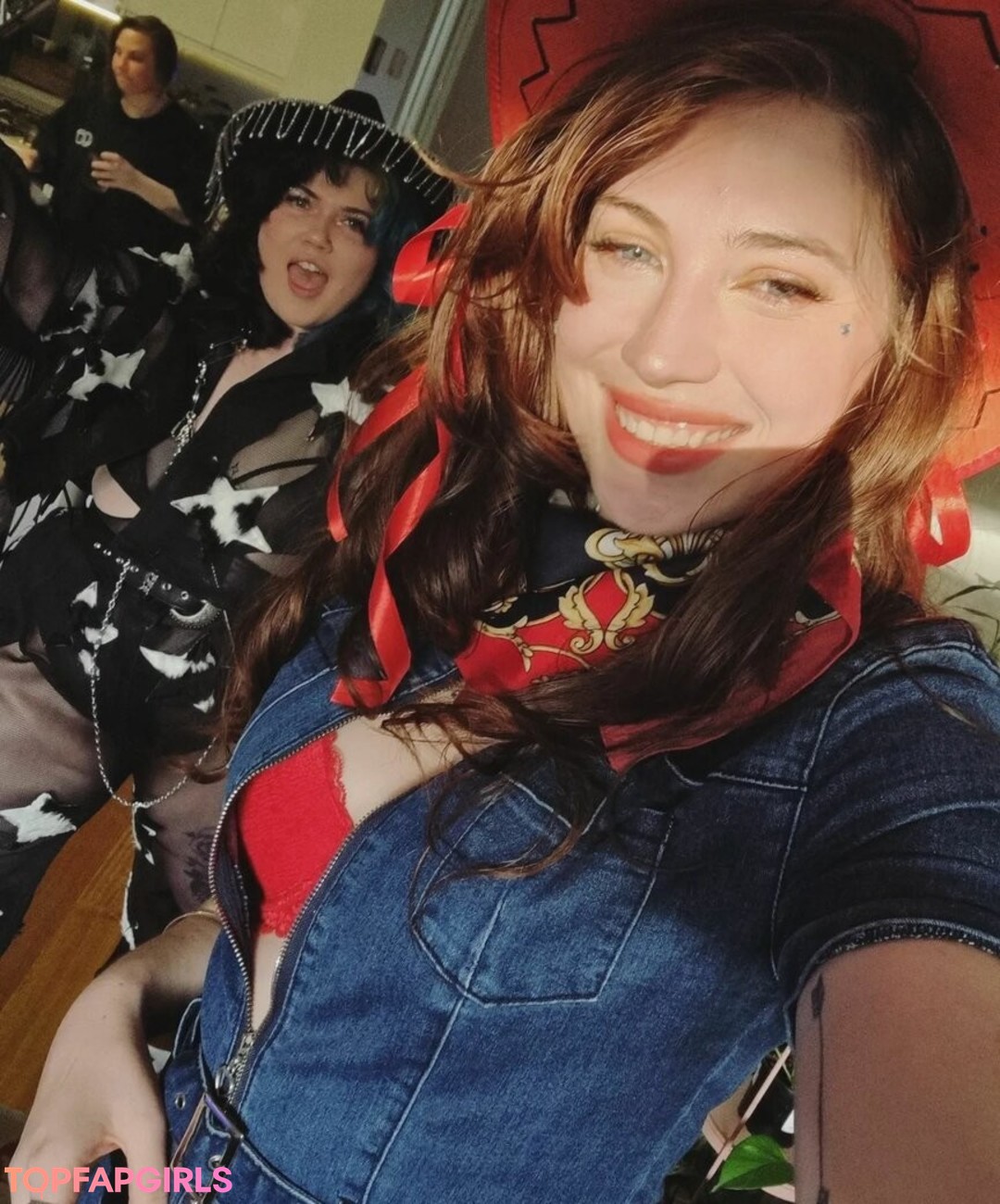 Naakte gelekte OnlyFans-foto van Knightsinclair #36 Naakte gelekte OnlyFans-foto van Knightsinclair #36