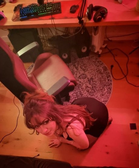 Naakte gelekte OnlyFans-foto van Knightsinclair