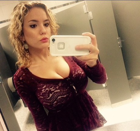Laura Marie
