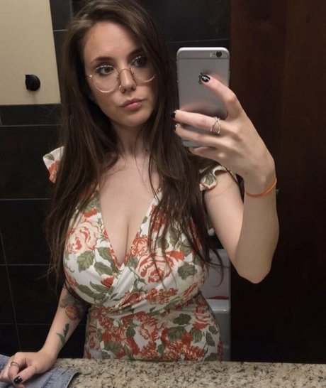 Laura Marie
