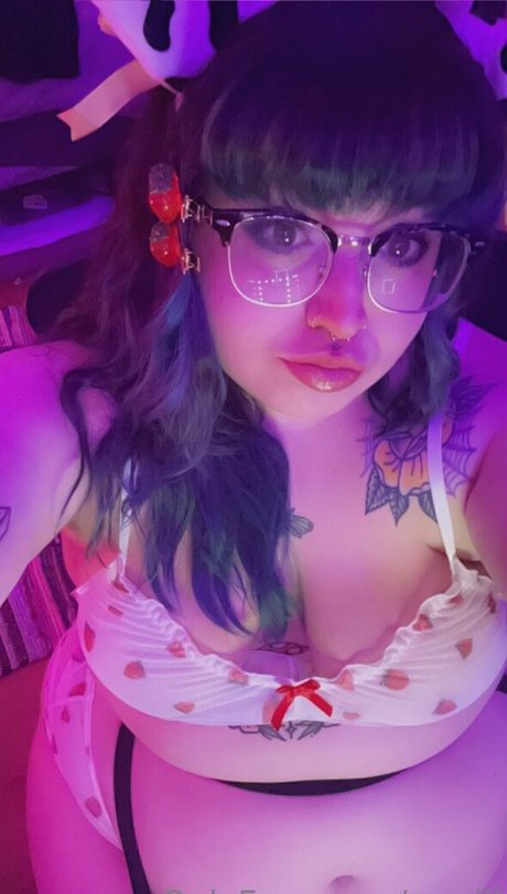 Naakte gelekte OnlyFans-foto van Cowlil