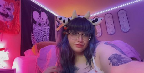 Naakte gelekte OnlyFans-foto van Cowlil