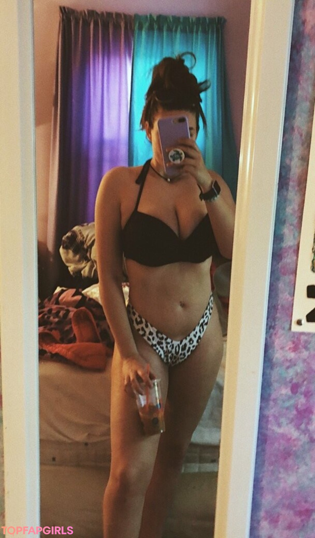 Naakte gelekte OnlyFans-foto van Hannah V #46 Naakte gelekte OnlyFans-foto van Hannah V #46