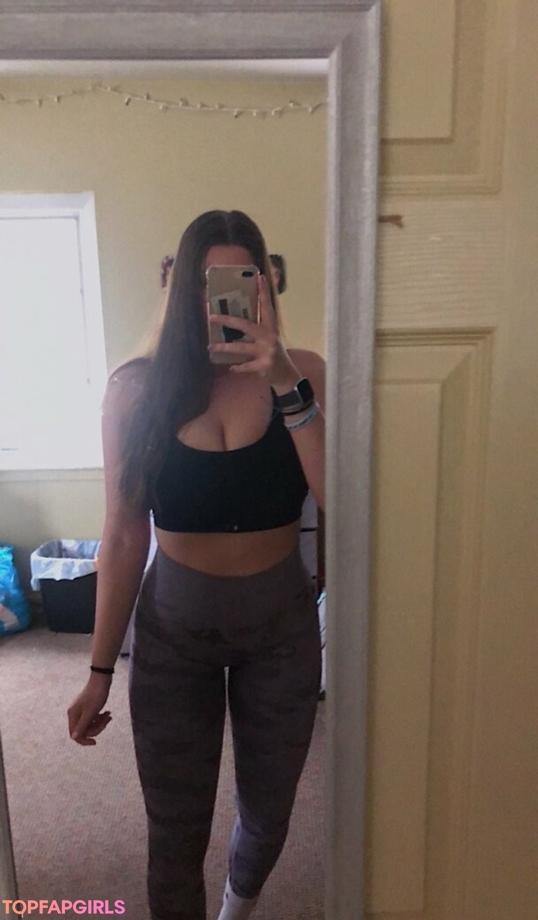 Naakte gelekte OnlyFans-foto van Hannah V #71 Naakte gelekte OnlyFans-foto van Hannah V #71