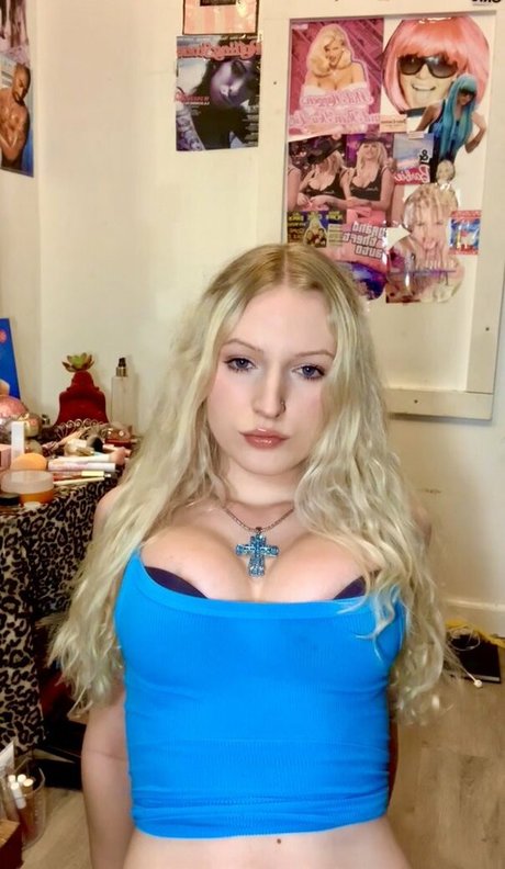 Naakte gelekte OnlyFans-foto van Cece Nicole Smith