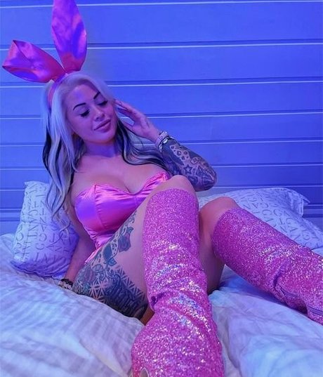 Naakte gelekte OnlyFans-foto van Jeaerbest