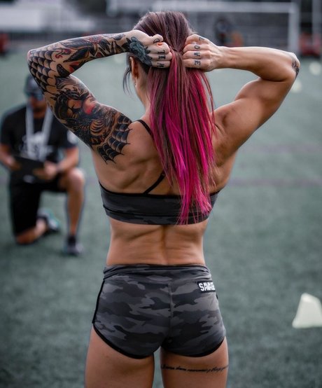 Naakte gelekte OnlyFans-foto van Celia Gabbiani