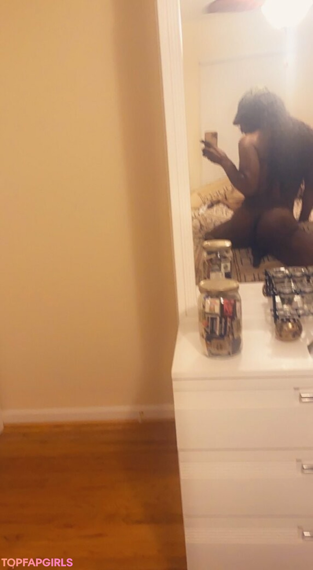 Naakte gelekte OnlyFans-foto van Amazonhung #21 Naakte gelekte OnlyFans-foto van Amazonhung #21