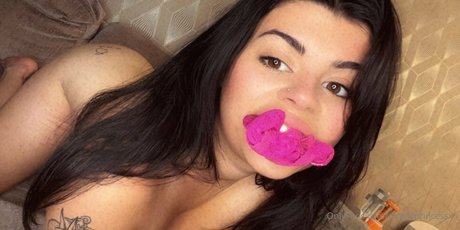 Naakte gelekte OnlyFans-foto van Dirtylilprincessxo