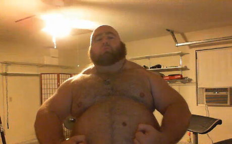 Naakte gelekte OnlyFans-foto van Gainerbull
