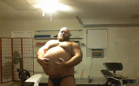 Naakte gelekte OnlyFans-foto van Gainerbull