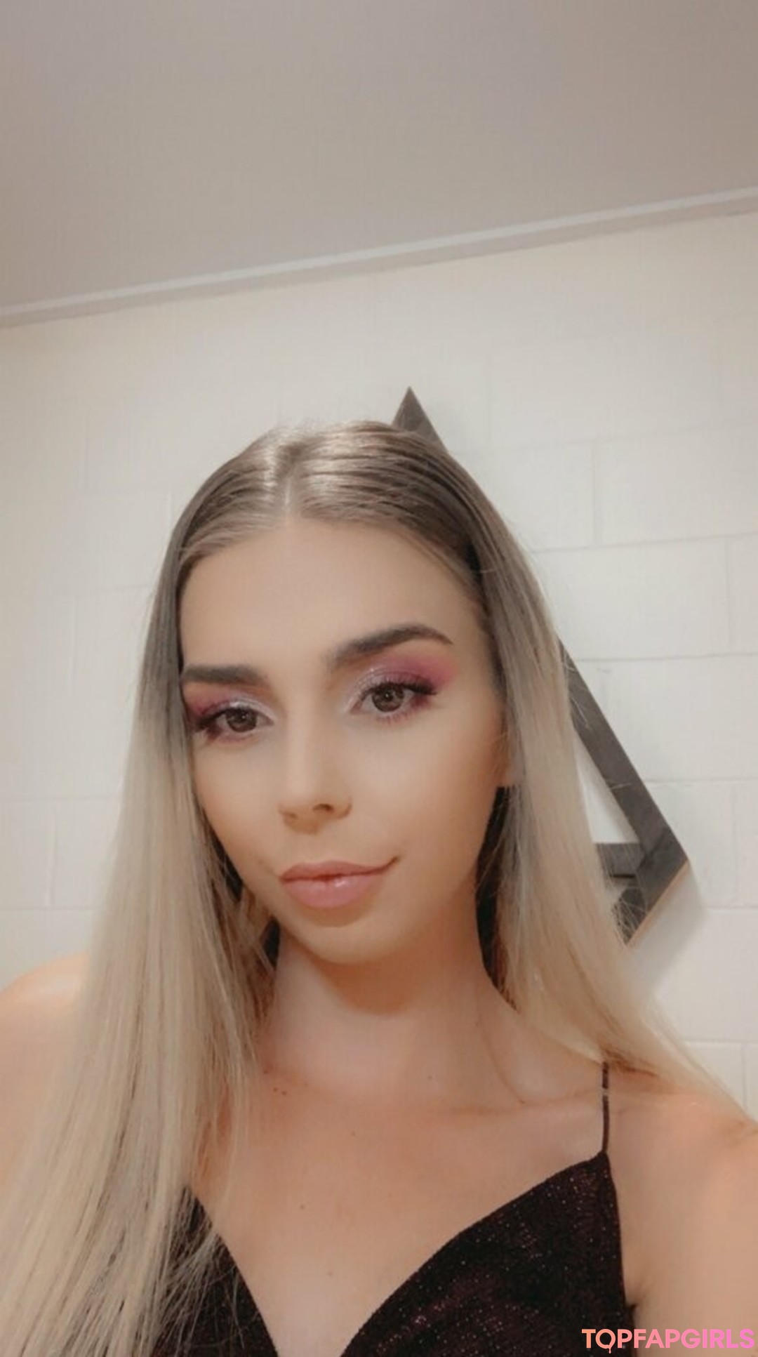 Naakte gelekte OnlyFans-foto van Haylieejfree #4 Naakte gelekte OnlyFans-foto van Haylieejfree #4