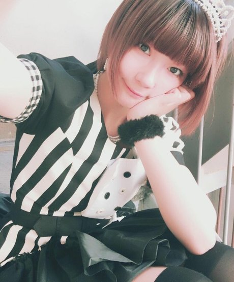 Ayame_apricot
