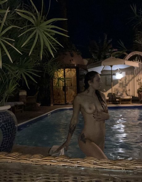 Naakte gelekte OnlyFans-foto van Julianna Killer Miller