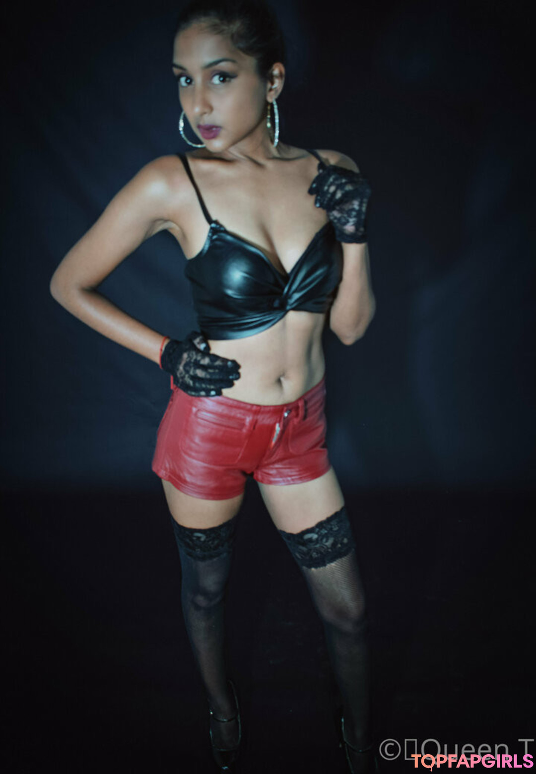 Naakte gelekte OnlyFans-foto van Thequeentrish #213 Naakte gelekte OnlyFans-foto van Thequeentrish #213