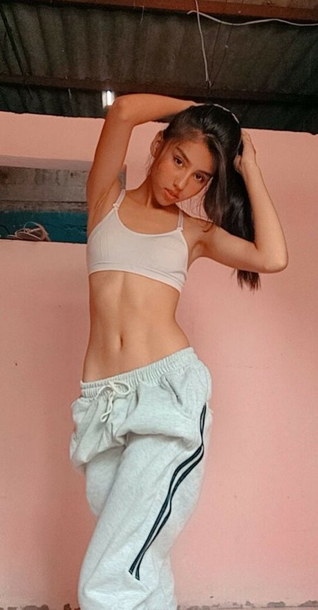 Naakte gelekte OnlyFans-foto van Coralineros
