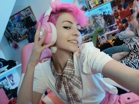 Naakte gelekte OnlyFans-foto van Nozzomicosplay