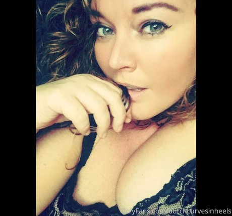 Dutchcurvesinheels