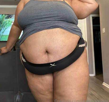 Naakte gelekte OnlyFans-foto van Goddessbbwrat