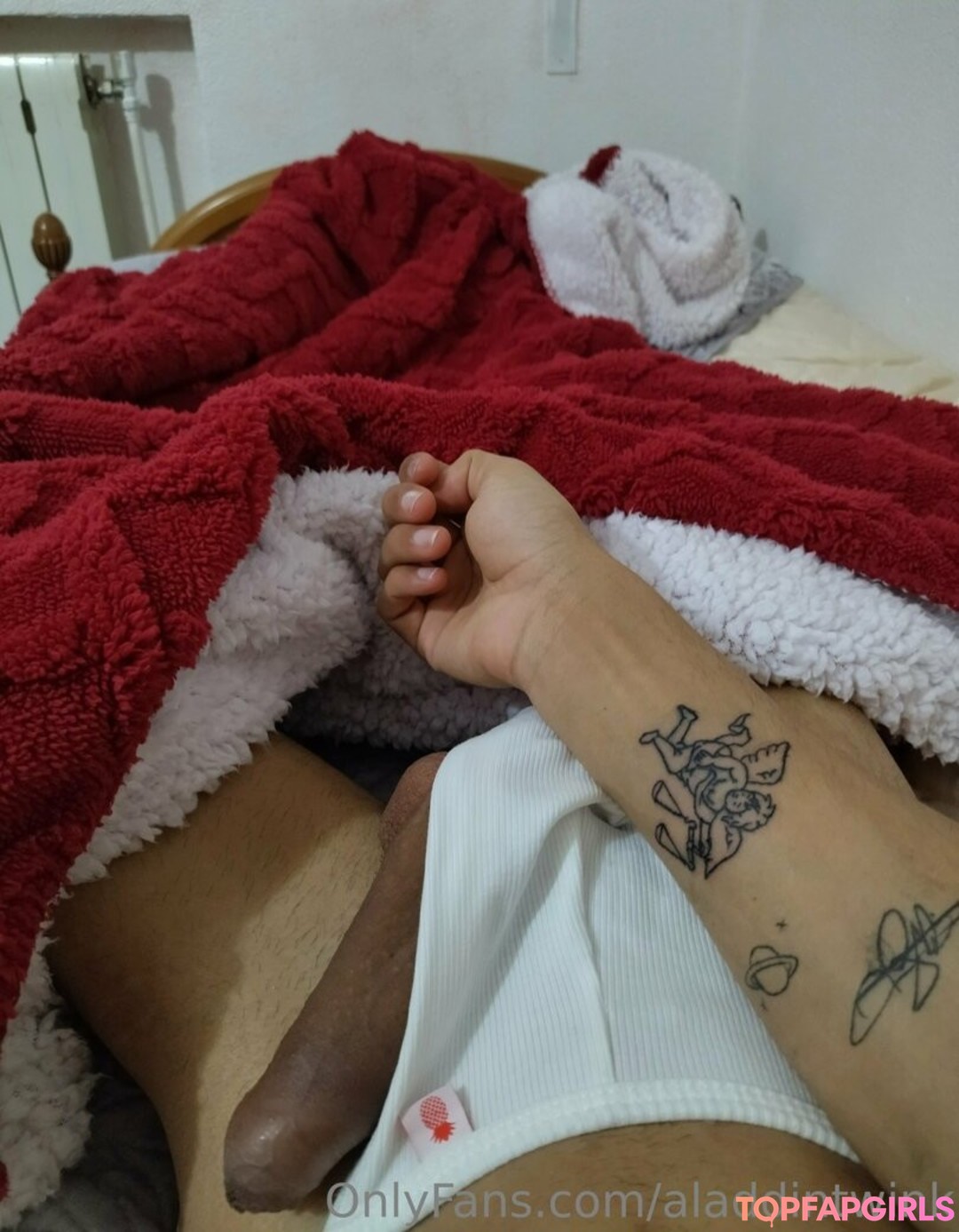 Naakte gelekte OnlyFans-foto van Aladdintwink #31 Naakte gelekte OnlyFans-foto van Aladdintwink #31