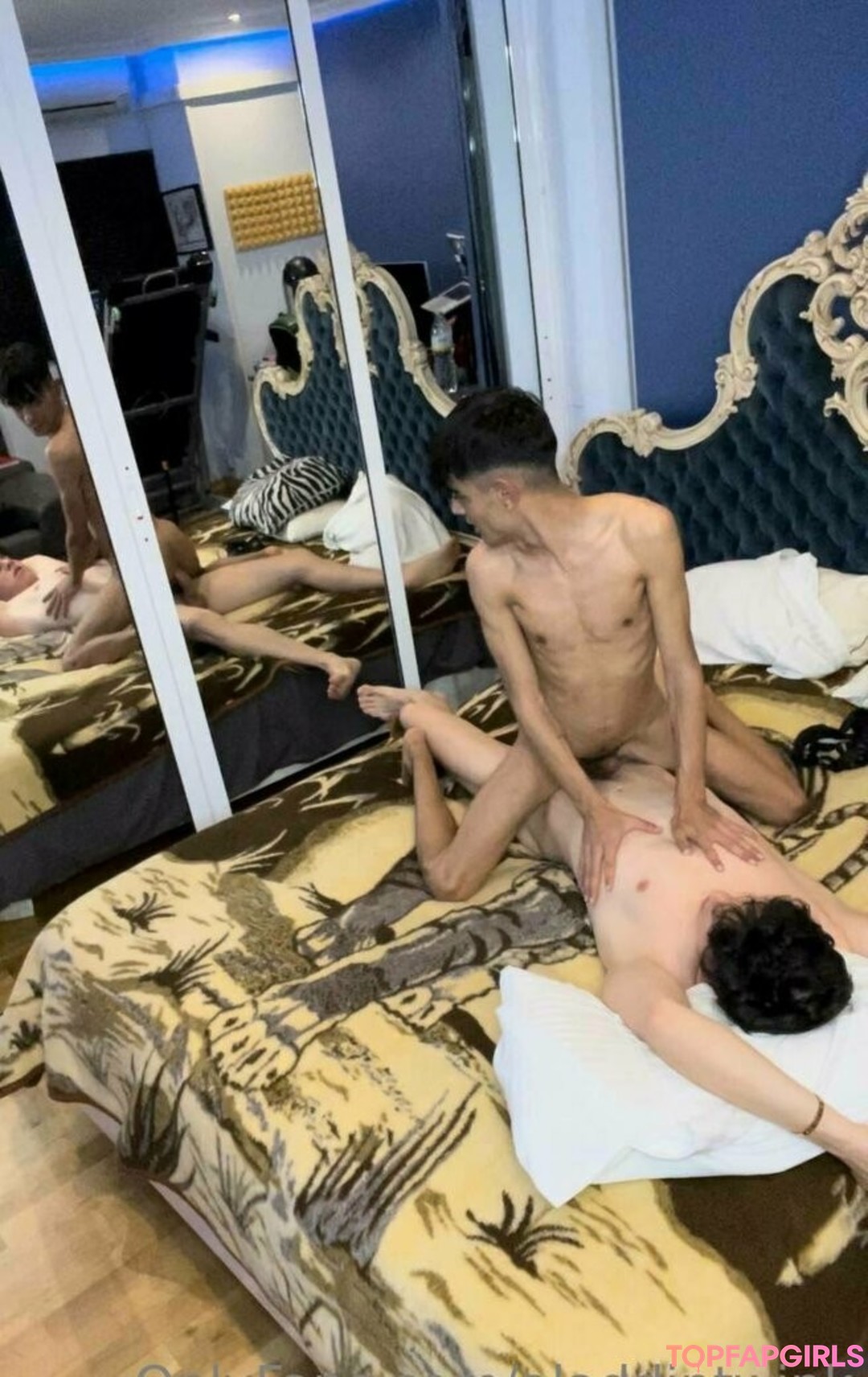 Naakte gelekte OnlyFans-foto van Aladdintwink #69 Naakte gelekte OnlyFans-foto van Aladdintwink #69