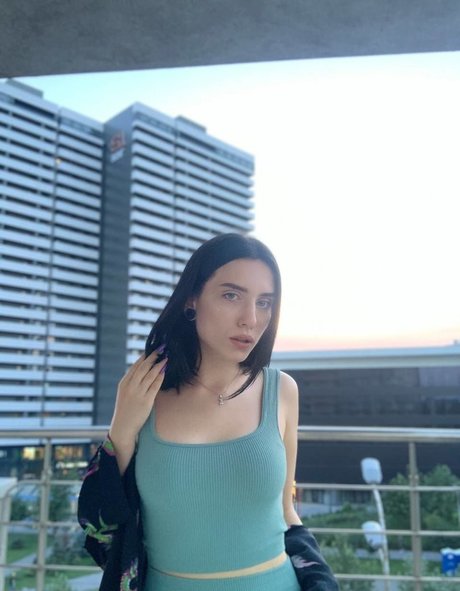 Naakte gelekte OnlyFans-foto van Lilu666m