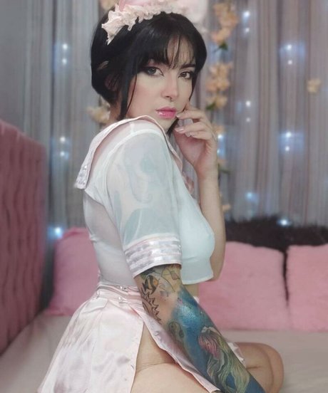 Naakte gelekte OnlyFans-foto van Vic Dagata