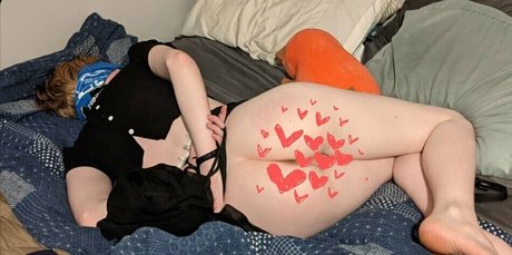 Naakte gelekte OnlyFans-foto van Catgodx