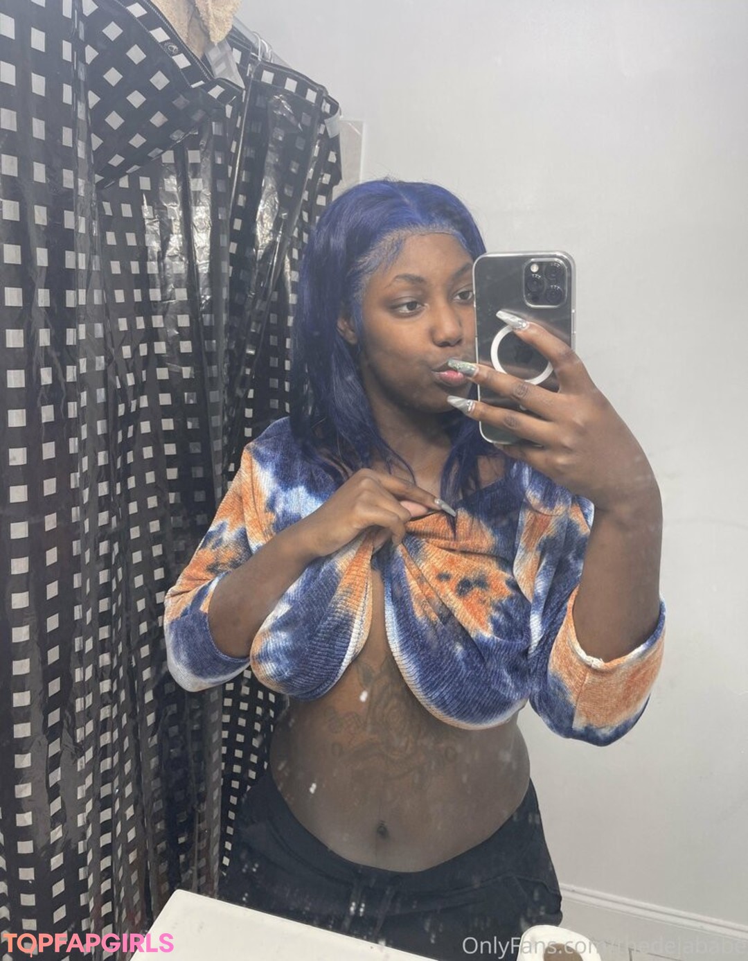 Naakte gelekte OnlyFans-foto van Thedejababe #60 Naakte gelekte OnlyFans-foto van Thedejababe #60