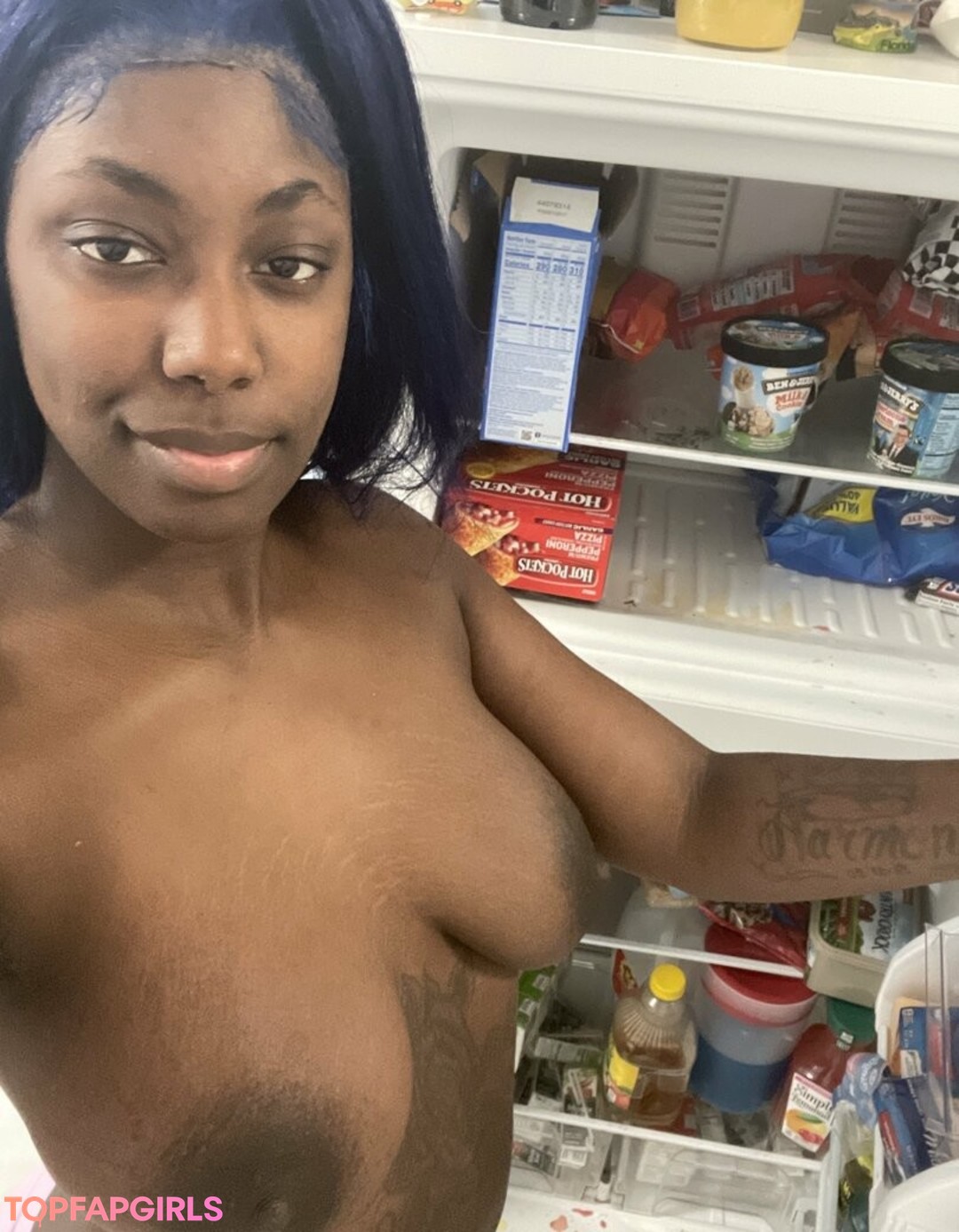 Naakte gelekte OnlyFans-foto van Thedejababe #71 Naakte gelekte OnlyFans-foto van Thedejababe #71