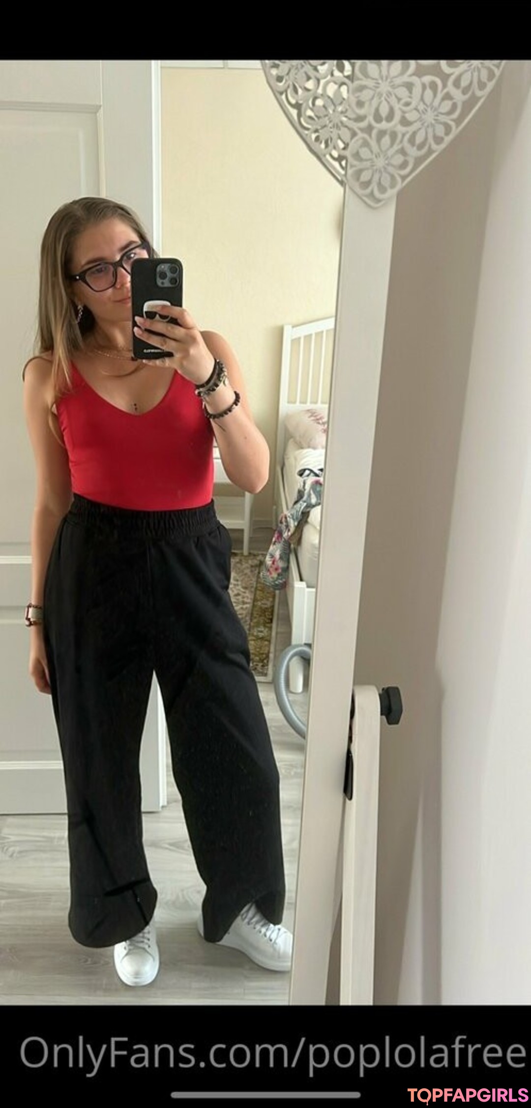 Naakte gelekte OnlyFans-foto van Poplolafree #7 Naakte gelekte OnlyFans-foto van Poplolafree #7