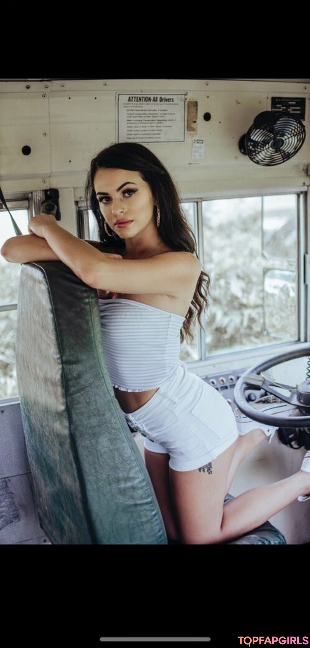 Naakte gelekte OnlyFans-foto van Rodriguez Twins #5 Naakte gelekte OnlyFans-foto van Rodriguez Twins #5