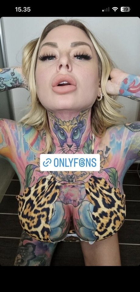 Naakte gelekte OnlyFans-foto van Nadia