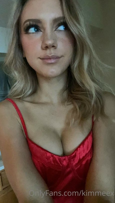 Naakte gelekte OnlyFans-foto van Kimmeex