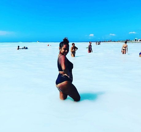 Karolin25