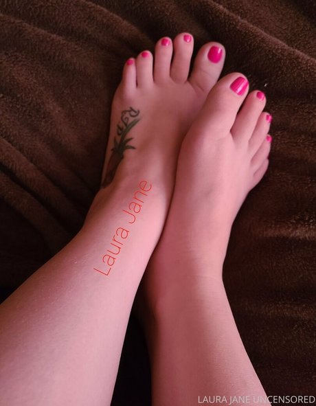 Laurajaneuncensored