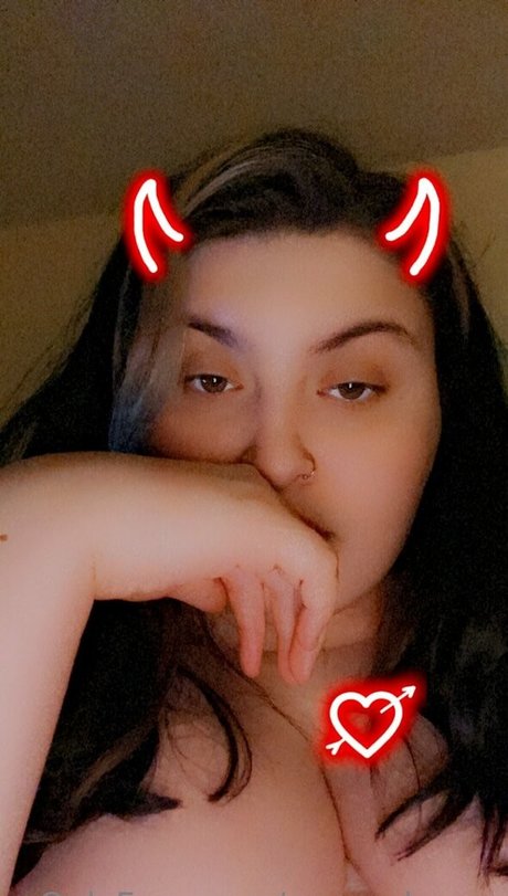 Naakte gelekte OnlyFans-foto van Omgggkayyy