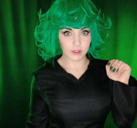 Naakte gelekte OnlyFans-foto van Marcelline